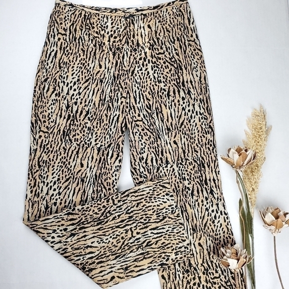 New Susan Bristol Leopard Print Cotton Spandex Pants Size 8 Petite - Picture 2 of 13